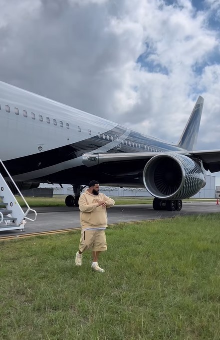 DJ Khaled Wants to Buy a Private Boeing Airliner to "Feel Like Drake" -  autoevolution