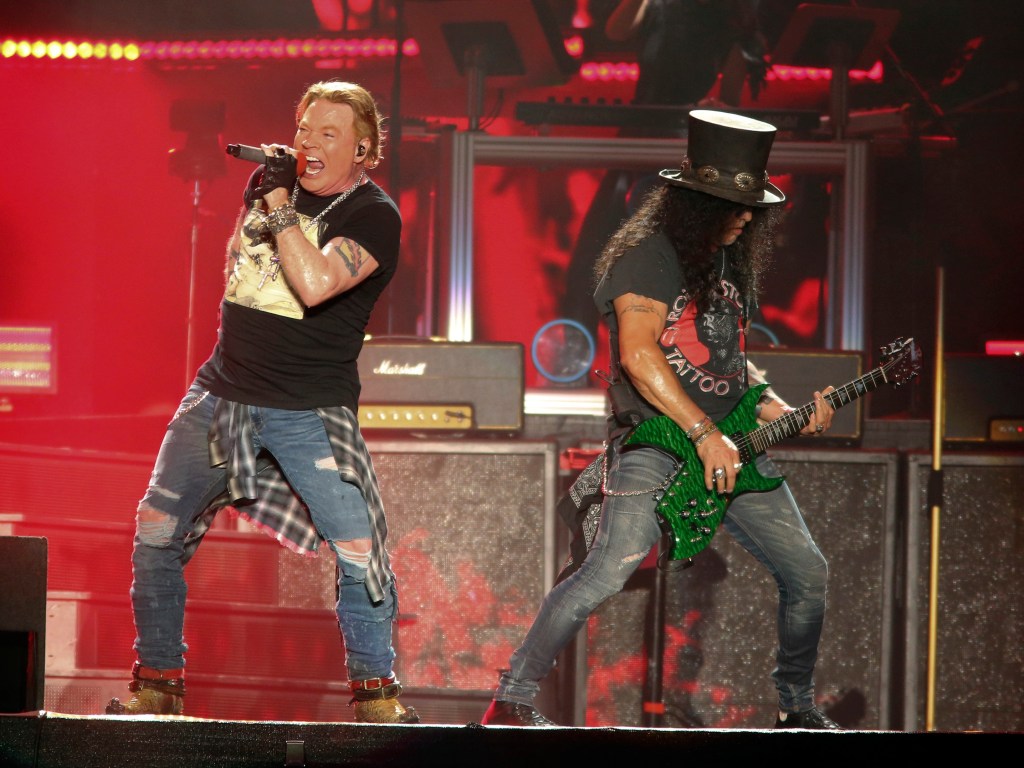 Super Bowl 2020 concert: DJ Khaled, Guns N' Roses, Maroon 5