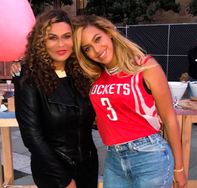 Listen: Beyonce Belts Theme Tune for Mother Tina Knowles Lawson's New Facebook Show 'Talks With Mama Tina' - That Grape Juice