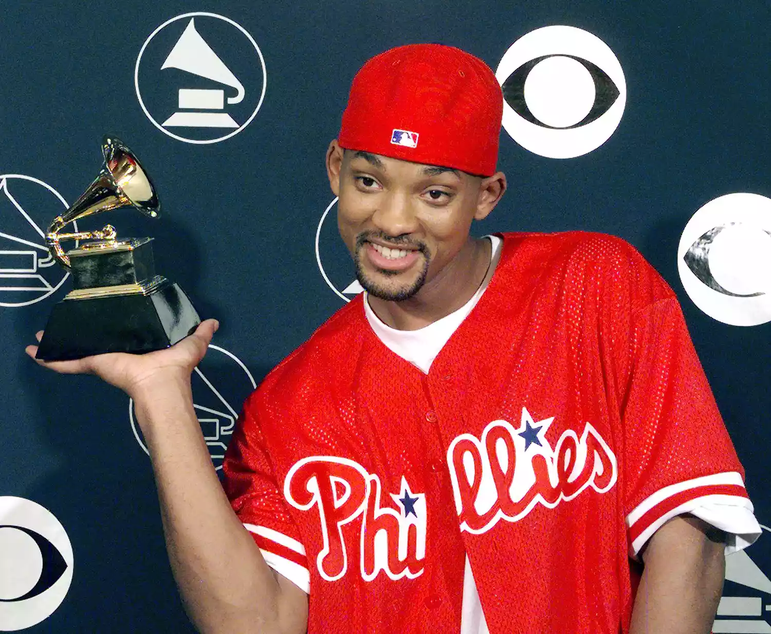 Will Smith holds his Grammy Award 25 February in New York. Smith won best Rap Solo Performance for "Men In Black."