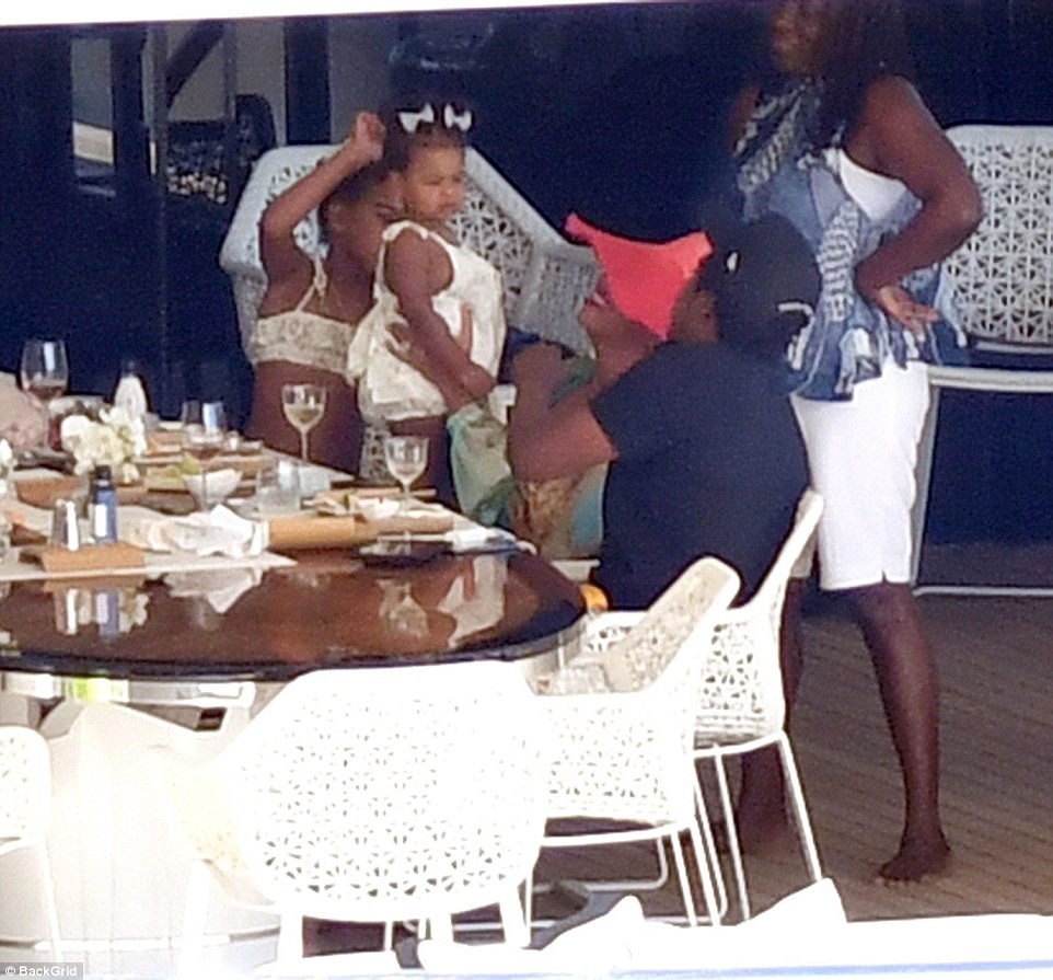 Beyonc� and Jay-Z enjoy a relaxing afternoon on $180million luxury yacht with their three children in Capri (Photos)