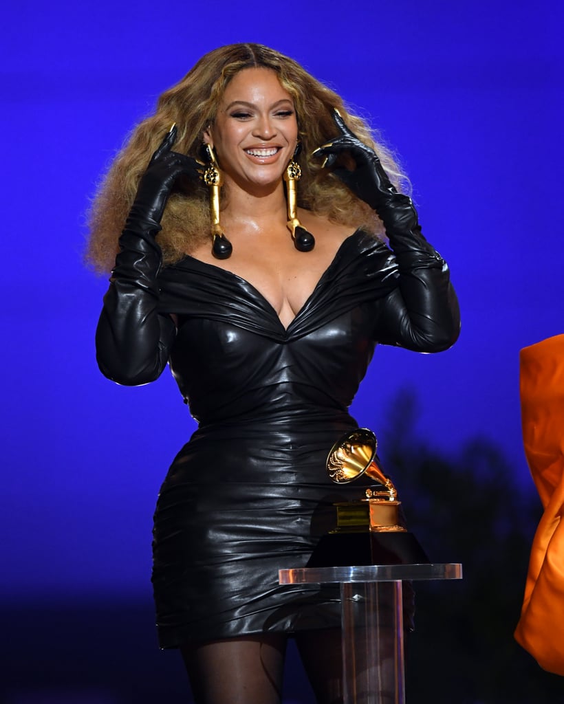 Beyoncé's Gold Manicure Over Her Gloves | Grammy Awards 2021