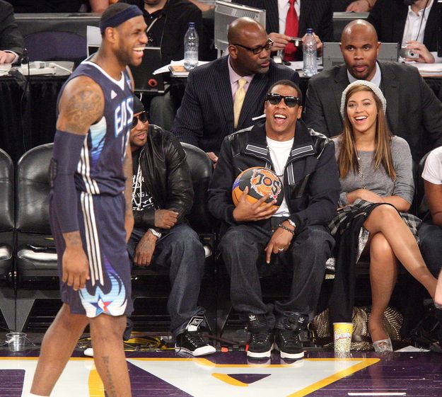 The way they laugh at LeBron James together. | Beyonce and jay z, Beyonce  and jay, Beyonce