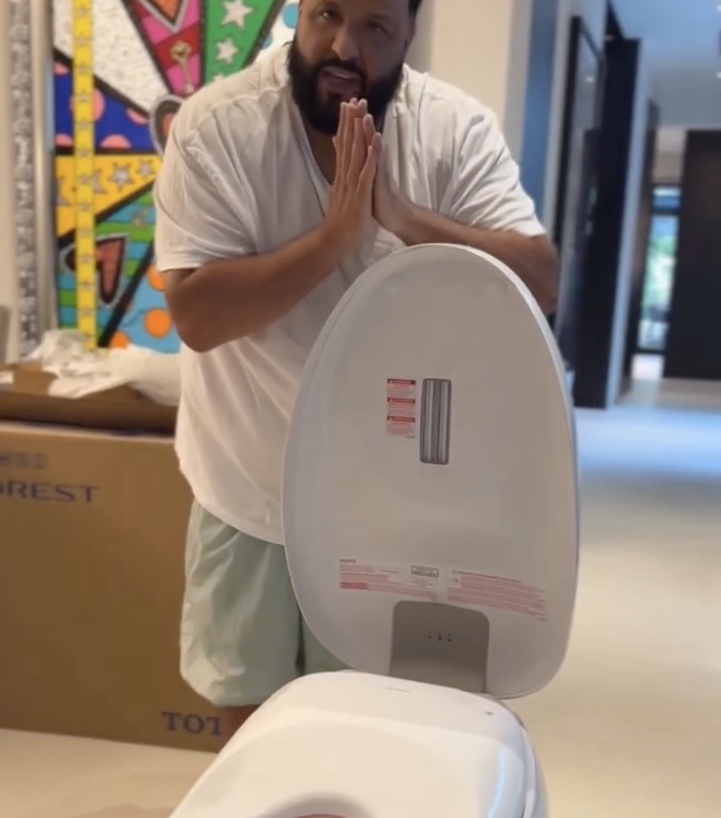 Drake Bought DJ Khaled Four Toilets For His Birthday