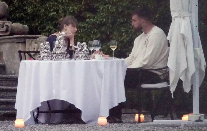 Taylor Swift and Travis Kelce have dinner by Lake Como. Photo: Backgrid