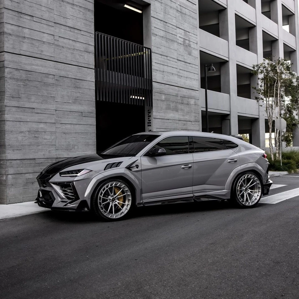 Kim Kardashian mua Lamborghini Urus do Mansory anh 8