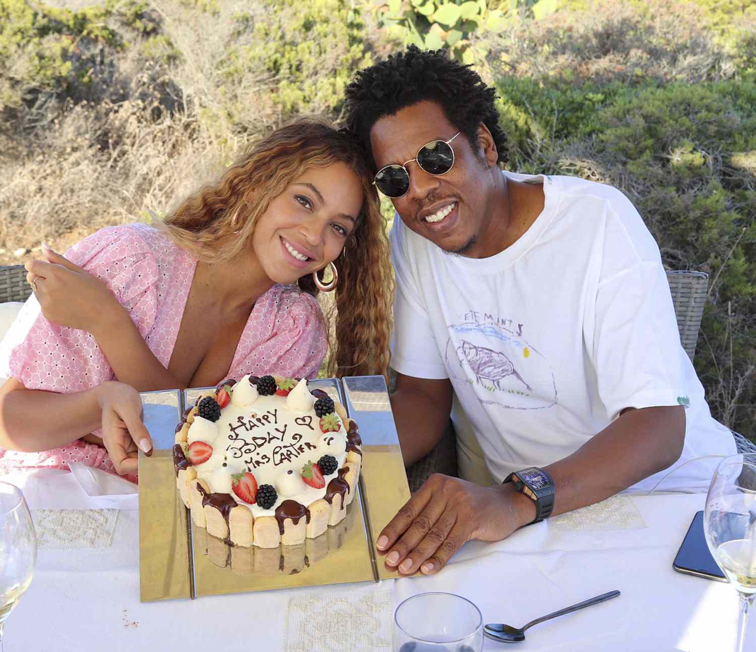 Beyoncé Gets a Birthday Hug from JAY-Z on Sardina Holiday