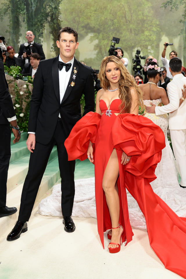 Shakira Is a Red Rose in Carolina Herrera for Met Gala 2024 Red Carpet